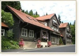 Rhoenhaeuschen Ug